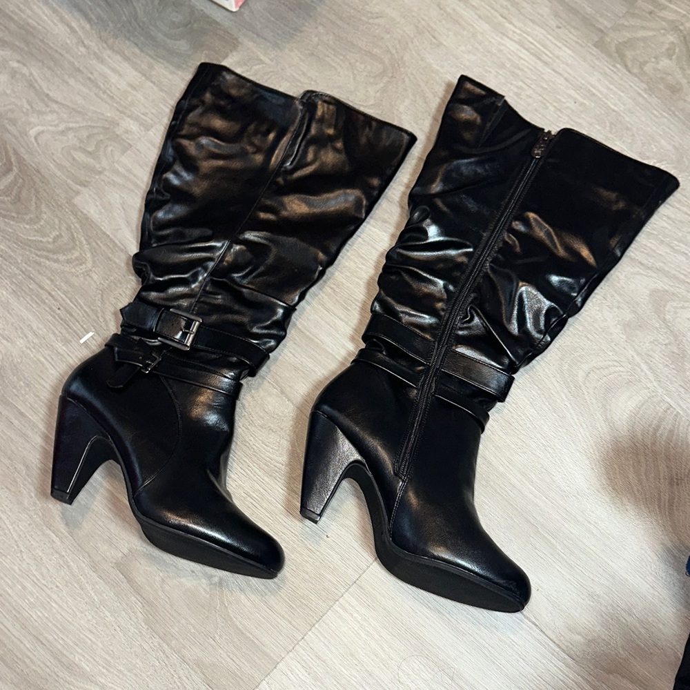 JESSICA CLINE Black Women's Knee-High Boots